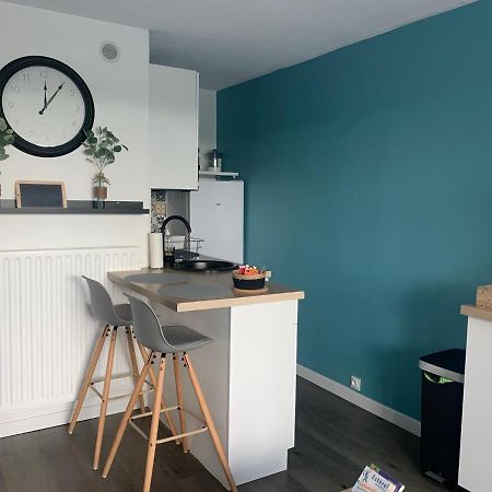 Chaleureux Appartement Face Au Port Sta Lucia, Tout A Pieds, Wifi Saint-Raphael  Exterior photo